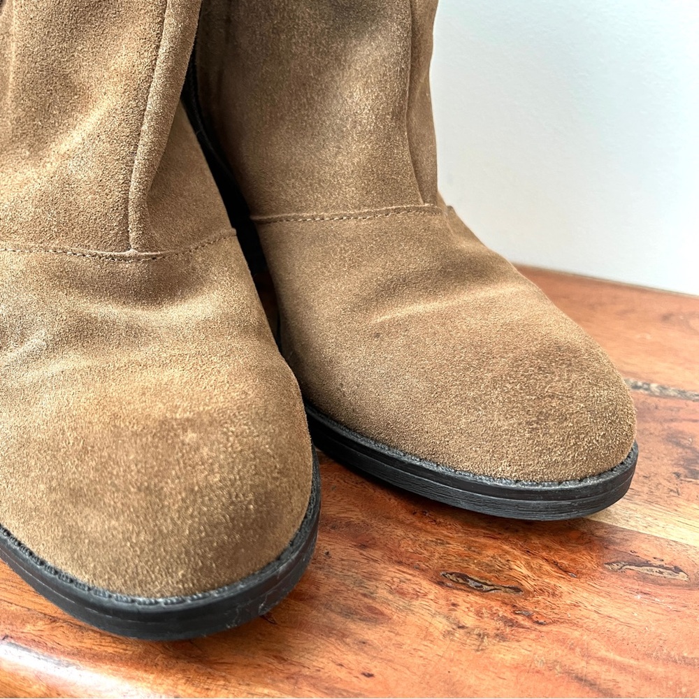 Crown Vintage boots Flynn size 8m suede ankle boots with fringe zipper. - Picture 13 of 13